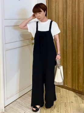 「SHOO・LA・RUE（シューラルー）の【洗える/S-LL】裏がサラサラ やわらか ギャザーサロペット（サロペット/オーバーオール、ブラック系）」を使った、WAさん（レディース・158cm）の夏コーディネート