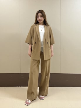 「アイテム（テーラードジャケット、イエロー系）」を使った、rimaさん（レディース・158cm）の夏コーディネート