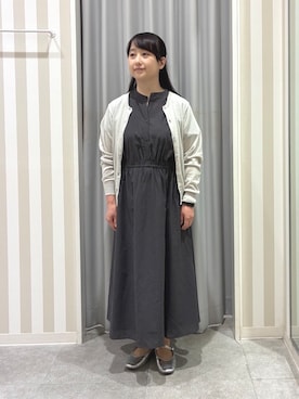 「SHOO・LA・RUE（シューラルー）の【UV/アンチピリング/S-LL/洗濯機可】ビジューが華やか マルチボタンカーディガン（カーディガン/ボレロ、ベージュ系）」を使った、vanseさん（レディース・155cm）の春コーディネート