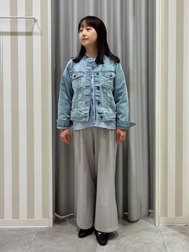 「SHOO・LA・RUE（シューラルー）の【SHOO・LA・RUE DENIM/S-LL/高レビュー】大人のための ノーカラーデニムジャケット（デニムジャケット、ブルー系）」を使った、vanseさん（レディース・155cm）の春コーディネート