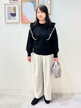 「Cutie Blonde（キューティーブロンド）の【S-LL】配色フリルにきゅんとする ハイゲージニット（ニット/セーター、ブラック系）」を使った、vanseさん（レディース・155cm）の冬コーディネート