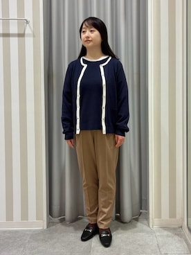 「SHOO・LA・RUE（シューラルー）の【洗濯機可/S-LL/アンサンブル可】パールボタンが上品　華やぎ配色カーディガン（カーディガン/ボレロ、ブルー系）」を使った、vanseさん（レディース・155cm）の春コーディネート