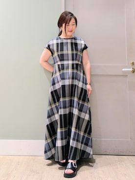 「grove（グローブ）の【低身長さんも選べる着丈】マドラスチェックワンピース（ワンピース、ブルー系）」を使った、チグ♪さん（レディース・151cm）の夏コーディネート