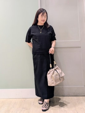 「grove（グローブ）の【ひんやり・UVカット・洗濯機◎】Tシャツ感覚で着られるコットン混ニット（ニット/セーター、ブラック系）」を使った、チグ♪さん（レディース・151cm）の夏コーディネート