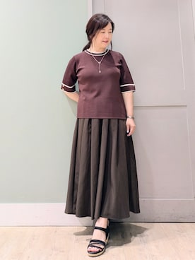 「grove（グローブ）の新色追加！【シリーズ累計36万枚/名品ニット】やわらかドライタッチ 袖メッシュ編みニット（ニット/セーター、ブラウン系）」を使った、チグ♪さん（レディース・151cm）の夏コーディネート