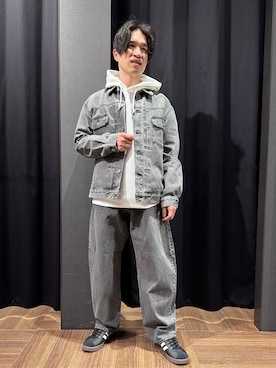 「THE SHOP TK （ザ ショップ ティーケー ）の【大人にも取り入れやすい】デニムジャケット セットアップ可/洗濯機OK（ブルゾン、ブラック系）」を使った、tomoyaさん（メンズ・165cm）の春コーディネート