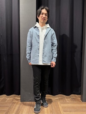 「THE SHOP TK （ザ ショップ ティーケー ）の【爽やかで好印象】サッカーストライプシャツ 洗濯機OK（シャツ/ブラウス、ブルー系）」を使った、tomoyaさん（メンズ・165cm）の春コーディネート