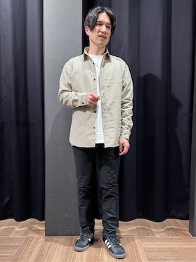「THE SHOP TK （ザ ショップ ティーケー ）の【爽やかで好印象】サッカーストライプシャツ 洗濯機OK（シャツ/ブラウス、ベージュ系）」を使った、tomoyaさん（メンズ・165cm）の春コーディネート