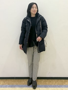 「index（インデックス）のKAWADAダウンドロストミドルコート【撥水/洗濯機OK/2WAY/静電気防止裏地】《XS～3L》（ダウンジャケット/コート、ブルー系）」を使った、su.さん（レディース・162cm）の冬コーディネート