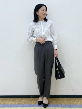 「index（インデックス）のストレッチテーパードパンツ/セットアップ可【洗濯機OK/防シワ/イージーアイロン】（その他パンツ、グレー系）」を使った、su.さん（レディース・162cm）の冬コーディネート