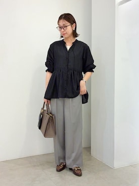 「grove（グローブ）のシアードビーペプラムブラウス（シャツ/ブラウス、ブラック系）」を使った、kanakoさん（レディース・163cm）の夏コーディネート