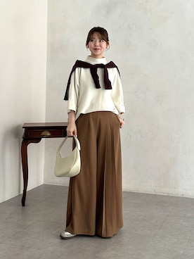 「un dix cors（アンディコール）のジョーゼットサイドプリーツパンツ（その他パンツ、ブラウン系）」を使った、m i n aさん（レディース・158cm）の秋コーディネート