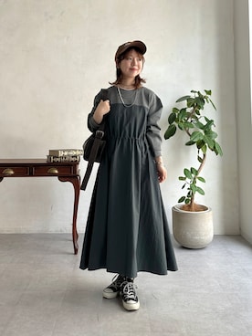 「un dix cors（アンディコール）のウエストドロスト切替ワンピース（ワンピース、グレー系）」を使った、m i n aさん（レディース・158cm）の夏コーディネート