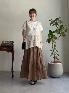 「un dix cors（アンディコール）のクロシェベスト（ニット/セーター、ホワイト系）」を使った、m i n aさん（レディース・158cm）の夏コーディネート