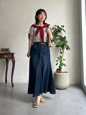 「un dix cors（アンディコール）のDENIMフレアスカート（スカート、ブルー系）」を使った、m i n aさん（レディース・158cm）の夏コーディネート