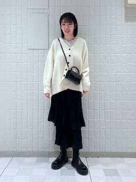 「A part by（アパートバイ）のアイテム（スニーカー）」を使った、あやなさん（レディース・165cm）の冬コーディネート