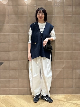 「A part by（アパートバイ）のアイテム（ベスト）」を使った、あやなさん（レディース・165cm）の冬コーディネート