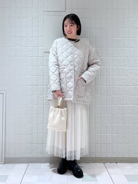 「A part by（アパートバイ）の≪追加3≫ラメチュールプリーツスカート（スカート）」を使った、あやなさん（レディース・165cm）の冬コーディネート