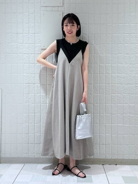 「アイテム（ジャンパースカート）」を使った、あやなさん（レディース・165cm）の春コーディネート
