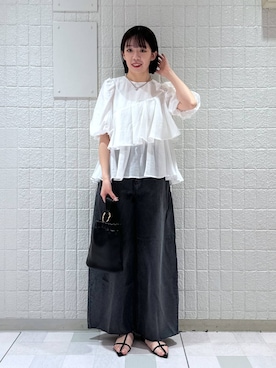 「A part by（アパートバイ）のルーズデニム（デニムパンツ）」を使った、あやなさん（レディース・165cm）の春コーディネート