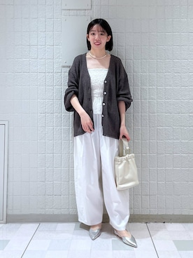 「アイテム（チューブトップ）」を使った、あやなさん（レディース・165cm）の春コーディネート