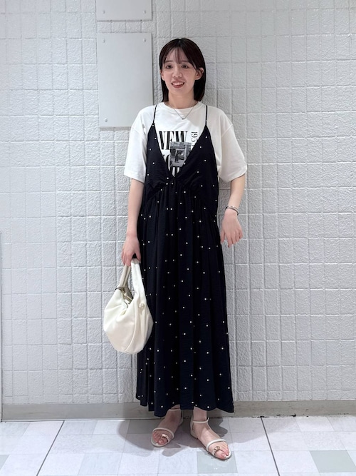 apart by lowrys】ドットシシュウキャミワンピース(ブラック)