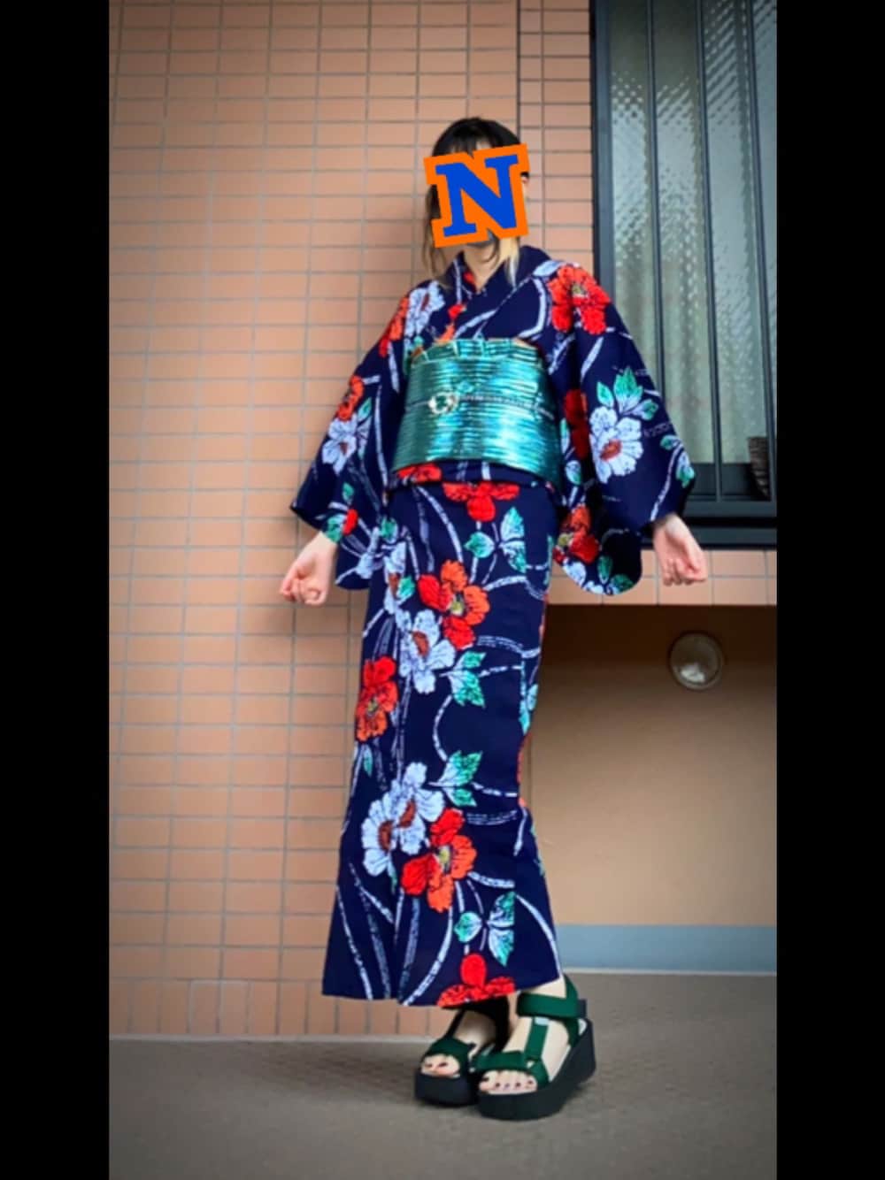 「浴衣、浴衣コーデ」｜「アイディーネットの芥子の花柄浴衣👘(リサイクル)（浴衣、ブルー系）」を使った、mrs.nicolmicalsさん（レディース・154cm）の夏コーディネートの1枚目の写真