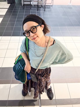 「アイテム（ヘアバンド）」を使った、バヤコさん（レディース・161cm）の秋コーディネート