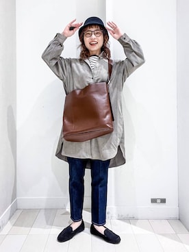 「GLOBAL WORK（グローバルワーク）のアイテム（モカシン/デッキシューズ）」を使った、バヤコさん（レディース・161cm）の秋コーディネート