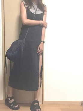 「スリット」｜「アイテム（アナログ腕時計）」を使った、ふふさん（レディース・165cm）の夏コーディネート
