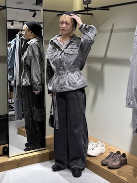 「PAGEBOY（ページボーイ）のペタットスニーカー【2サイズ展開・軽量】（スニーカー、ブラック系）」を使った、kaeさん（レディース・163cm）の春コーディネート