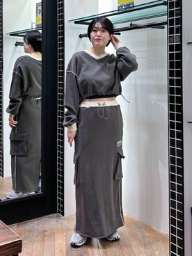 「PBLIM（ページボーイリム）のアイテム（スカート）」を使った、kaeさん（レディース・162cm）の冬コーディネート