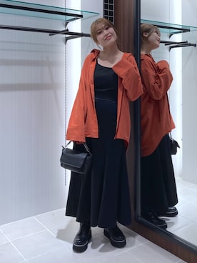 「ジーナシス」｜「アイテム（タンクトップ）」を使った、kaeさん（レディース・162cm）の秋コーディネート