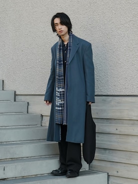 「LAD MUSICIAN（ラッドミュージシャン）のアイテム（チェスターコート）」を使った、Kazuさん（メンズ・178cm）の冬コーディネート