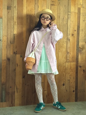 「adidas（アディダス）のStadt / アディダスオリジナルス adidas Originals（スニーカー、グリーン系）」を使った、かーちんさん（キッズ・145cm）の春コーディネート