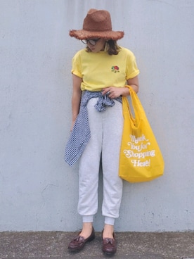 「麦わら帽子」｜「アイテム（スウェットパンツ）」を使った、かーちんさん（レディース・156cm）の夏コーディネート
