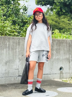 「アイテム（バッグ）」を使った、かーちんさん（キッズ・165cm）の秋コーディネート