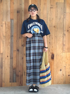 「アイテム（かごバッグ）」を使った、かーちんさん（レディース・156cm）の夏コーディネート