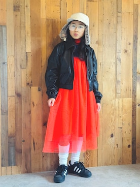 「アイテム（キャップ）」を使った、かーちんさん（キッズ・142cm）の秋コーディネート
