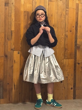 「adidas（アディダス）のStadt / アディダスオリジナルス adidas Originals（スニーカー、グリーン系）」を使った、かーちんさん（キッズ・145cm）の春コーディネート