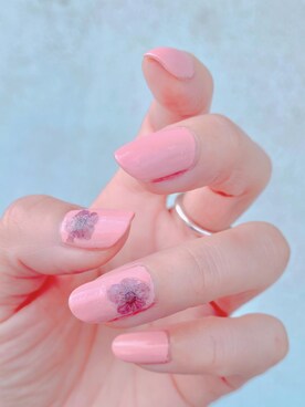 「ネイル」｜「アイテム（メイクアップ）」を使った、hingeさん（レディース・161cm）の春コーディネート