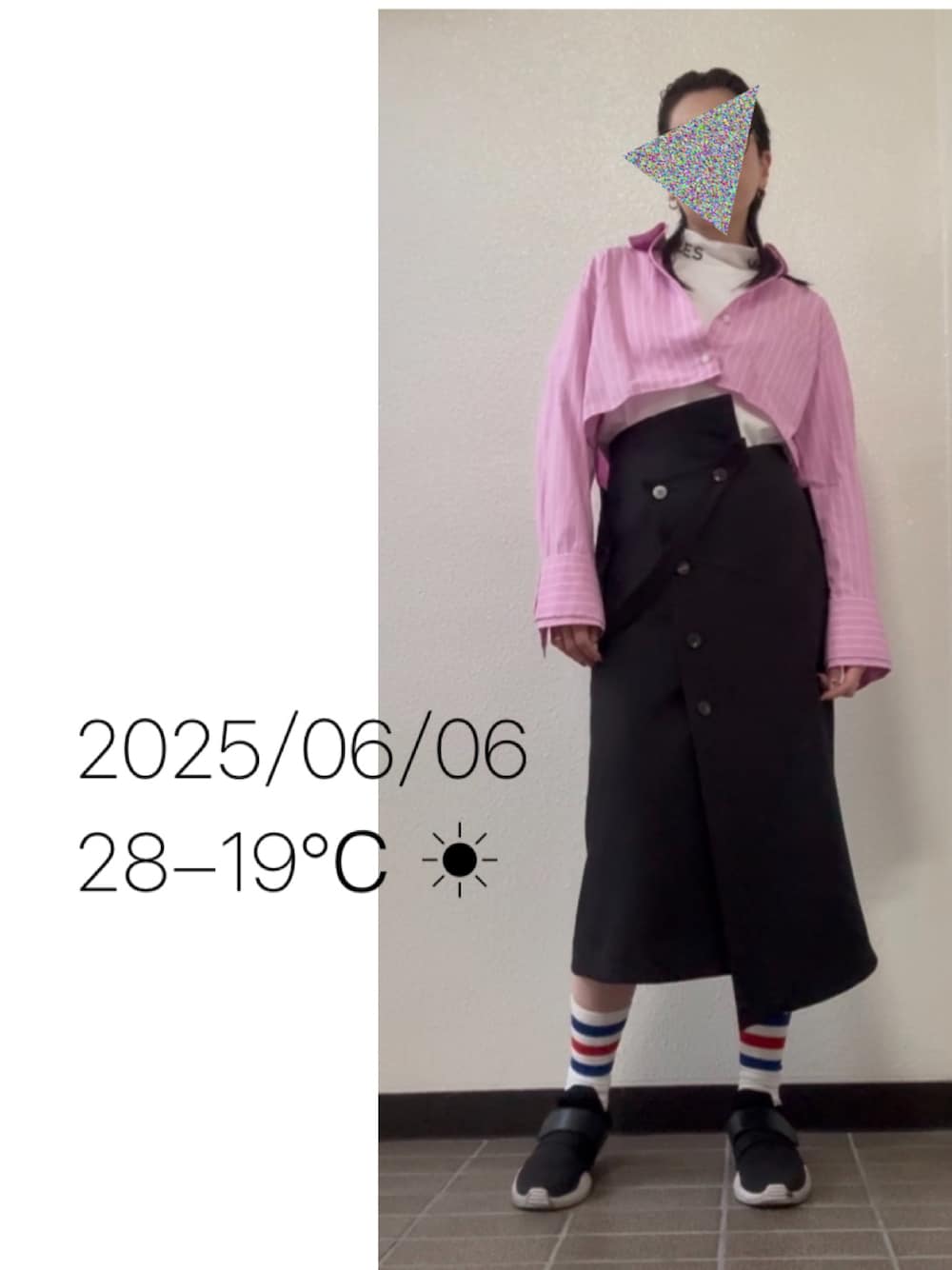 「ラップスカート、クロップドシャツ、クロップド丈」｜「TARO HORIUCHIのアイテム（スカート、ブラック系）」を使った、hingeさん（レディース・161cm）の夏コーディネートの1枚目の写真
