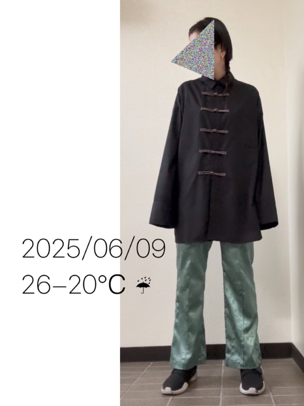 「チャイナパンツ、チャイナボタン、チャイナボタンシャツ」｜「no brandのアイテム（パンツ、グリーン系）」を使った、hingeさん（レディース・161cm）の夏コーディネートの1枚目の写真
