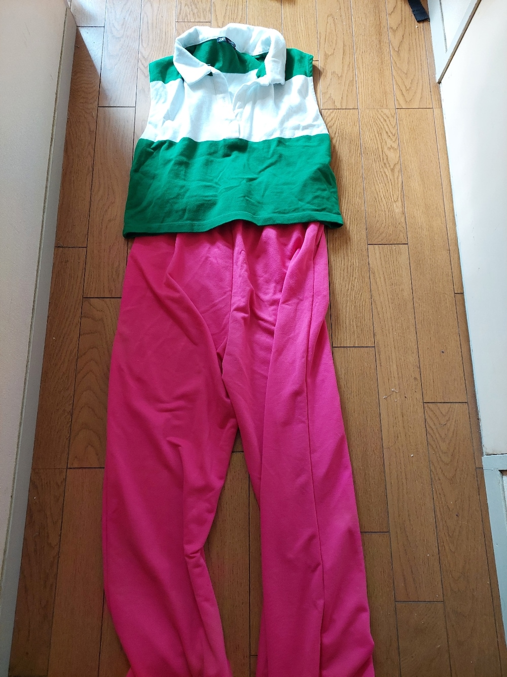 「ピンク×グリーン」｜「sheinのアイテム（その他パンツ、ピンク系）」を使った、yukiさん（レディース・158cm）の夏コーディネートの1枚目の写真