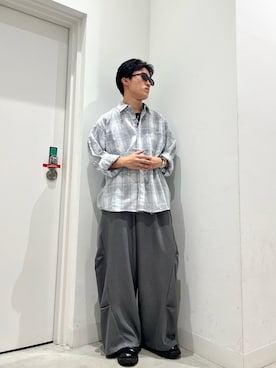 「SENSE OF PLACE by URBAN RESEARCH(センスオブプレイスバイアーバンリサーチ)のドビーチェックレギュラーカラーロングスリーブシャツ(シャツ/ブラウス、グレー系)」を使った、しんさん(メンズ・167cm)の秋コーディネート