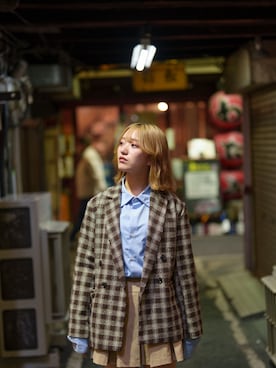 「GU（ジーユー）のアイテム（シャツ/ブラウス、ブルー系）」を使った、ミオリさん（レディース・157cm）の春コーディネート