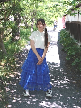 「SHEINのアイテム（スカート、ブルー系）」を使った、ミオリさん（レディース・157cm）の春コーディネート