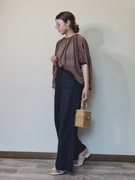 「Birthday room（バースデイルーム）のギャザーシアードルマントップス（シャツ/ブラウス）」を使った、Miiさん（レディース・159cm）の夏コーディネート