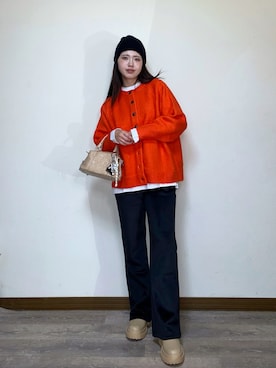 「アイテム（ボストンバッグ、ベージュ系）」を使った、Miiさん（レディース・159cm）の秋コーディネート