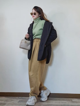 「スウェットギャザーパンツ」｜Miiさん（レディース・159cm）の冬コーディネート